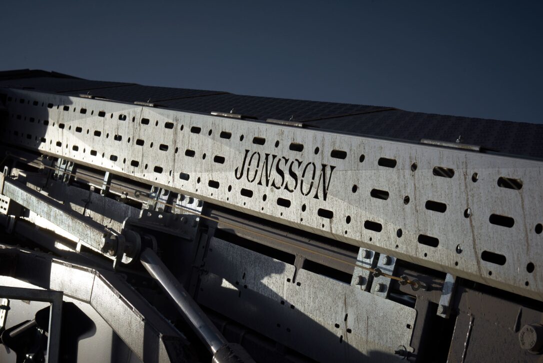 Jonsson L 4800 Tracked Cone Crusher