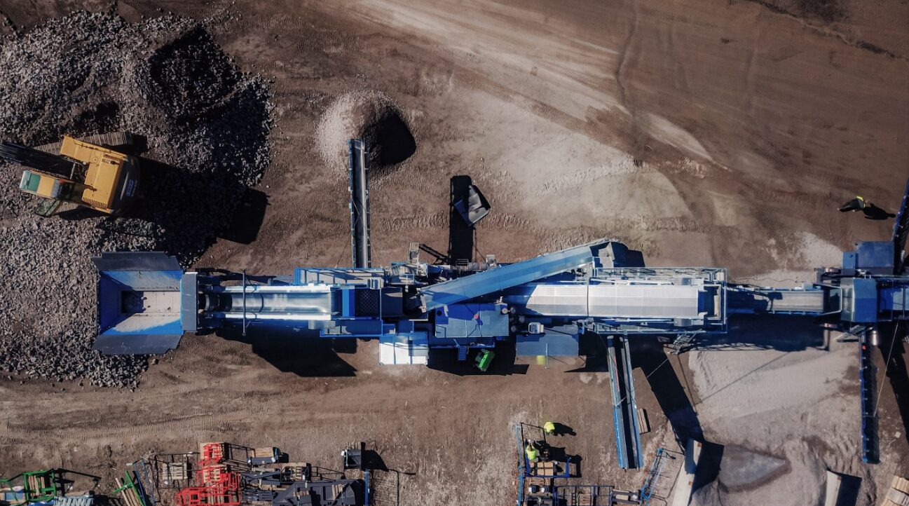 Jonsson L 550 Tracked Cone Crusher