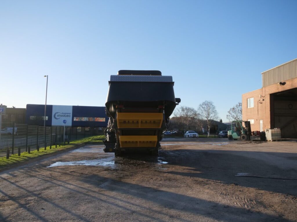 Tesab 1125TR front image