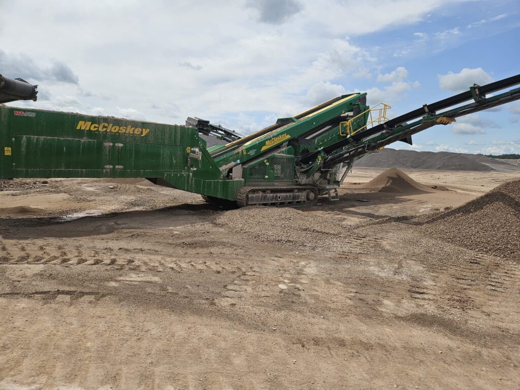 Used McCloskey S110 Screener For Sale With Agg-Pro